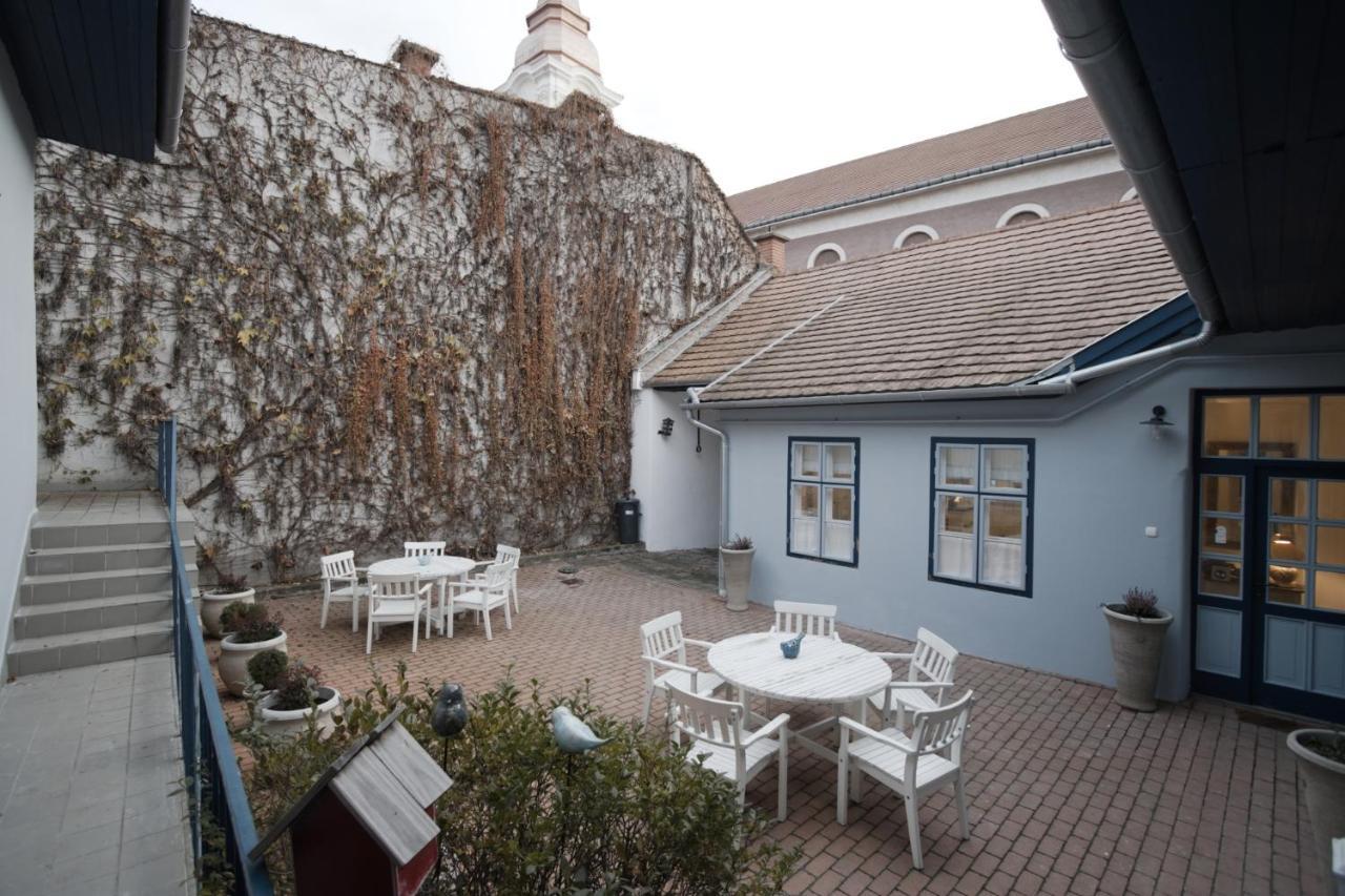Ister Guesthouse Esztergom Eksteriør bilde