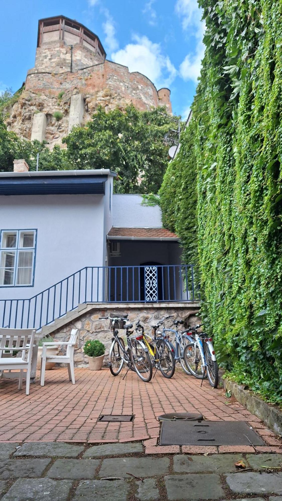 Ister Guesthouse Esztergom Eksteriør bilde